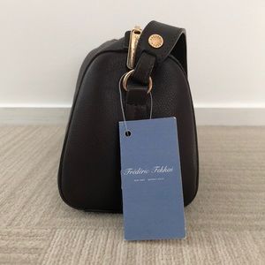 NWT Frederic Fekkai “Beauty Dopp Kit”  in Brown.